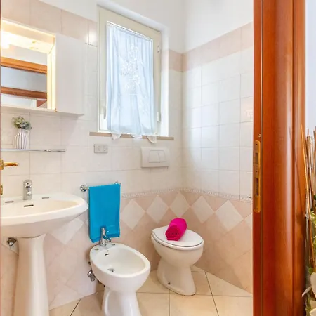 Ester Bilo - Myho Casa * Tortoreto